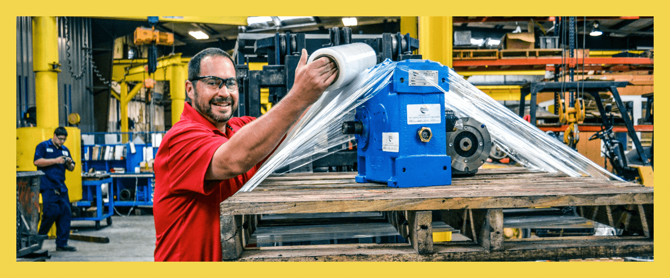 B&D industrial employee working in the factory